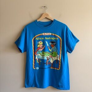 Alien Autopsy Graphic Tee, Funky Fun T-Shirt by Steven Rhodes, Size M